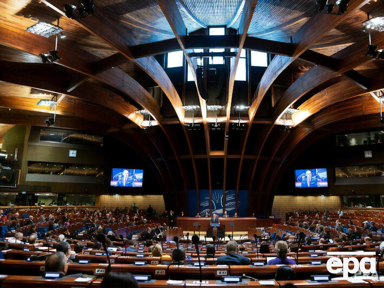 У ПАРЄ підготували доповідь про повноваження російської делегації, яку оприлюднять у середу, 26 січня, повідомляє депутат від "Європейської солідарності" Олексій Гончаренко