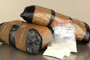 Дело о контрабанде кокаина длится с 2016 года, когда наркотики нашли в здании посольской школы РФ в Аргентине