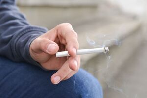 Автори сюжету на "5 каналі" заявили, що антитютюнові активісти у своїх ініціативах не намагаються наполягати на тих заходах, які справді допоможуть боротися з курінням