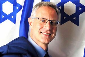 Посол Михаэль Бродский: Таким странам, как Израиль и Украина, тоска не грозит. Оба государства борются за выживание и независимость