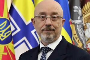 Соединенные Штаты отправили в Украину два транспортных самолета с военной помощью, третий борт с американским вооружением ожидается 25 января, сообщил министр обороны Украины Алексей Резников