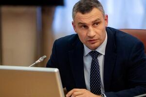 Виталий Кличко: На земельном участке образовалась стихийная свалка