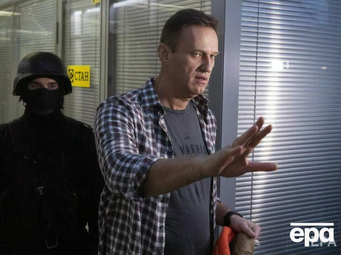 Улітку 2021 року Мосміськсуд визнав засновані Навальним організації екстремістськими