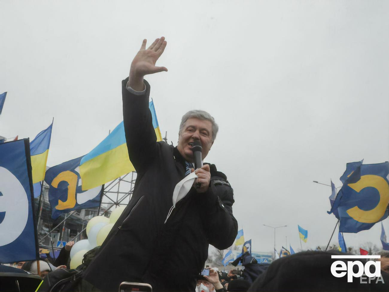 Порошенку обрали запобіжний захід у вигляді особистого зобов'язання