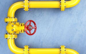 Кабмин обязал частных газодобытчиков продавать до конца апреля 20% добываемого газа на Украинской энергетической бирже