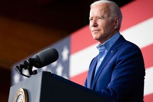 Білий дім проведе брифінги з конгресменами та сенаторами на тлі заяв про загрозу нового вторгнення військ РФ на українську територію, а також евакуацію американських дипломатів з України