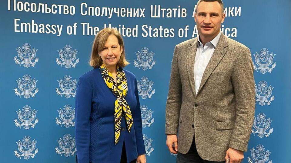 Кличко встретился с Квин