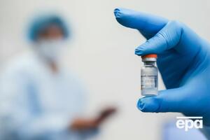 Первую дозу COVID-вакцины 25 января получили 29 929 украинцев