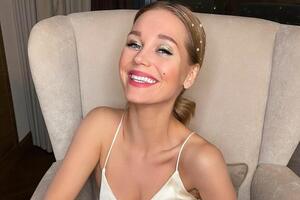 Асмус: Не наближайте фото!