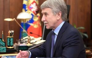 За даними "Forbes Россия", Міхельсон із 20 грудня 2021 року втратив $2,1 млрд