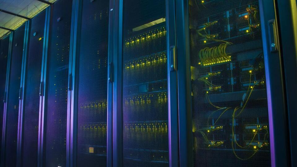 Закончить суперкомпьютер RSC обещают в середине 2022 года