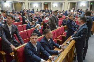 У Раді велика кількість хворих на COVID-19, зазначив Железняк