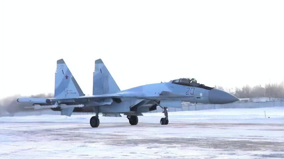 Винищувачі Су-35с Східного воєнного округу РФ перебазують на білоруські аеродроми
