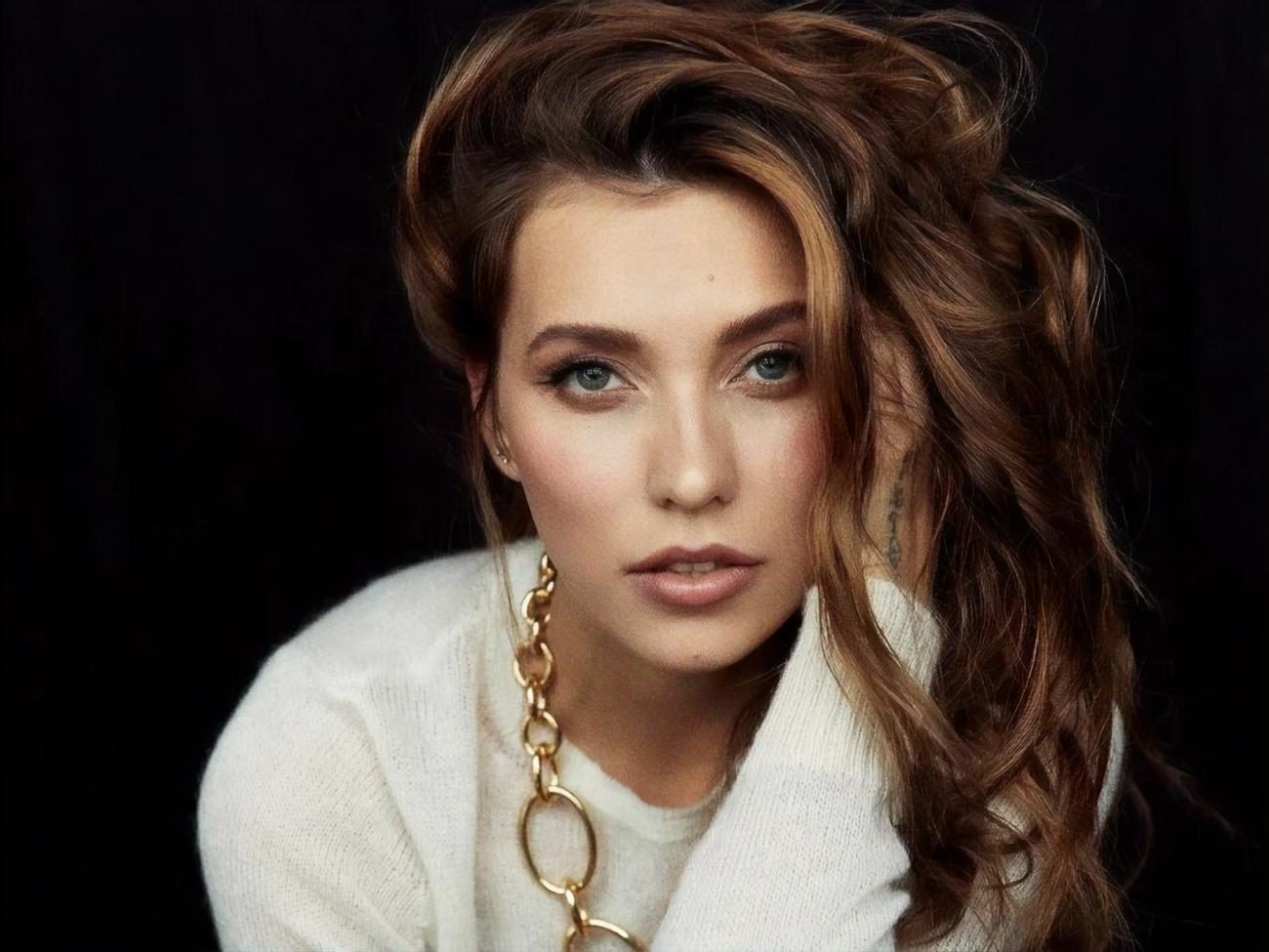 Регіна Тодоренко: Привіт чоловікові