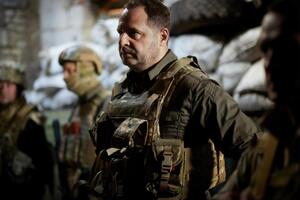 Ермак: Для нас прекращение войны, возвращение наших территорий, деэскалация вокруг украинских границ являются приоритетом