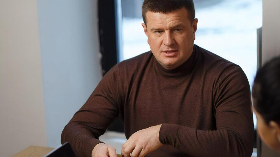 Бурба считает, что население нужно не успокаивать, а предоставить план действий