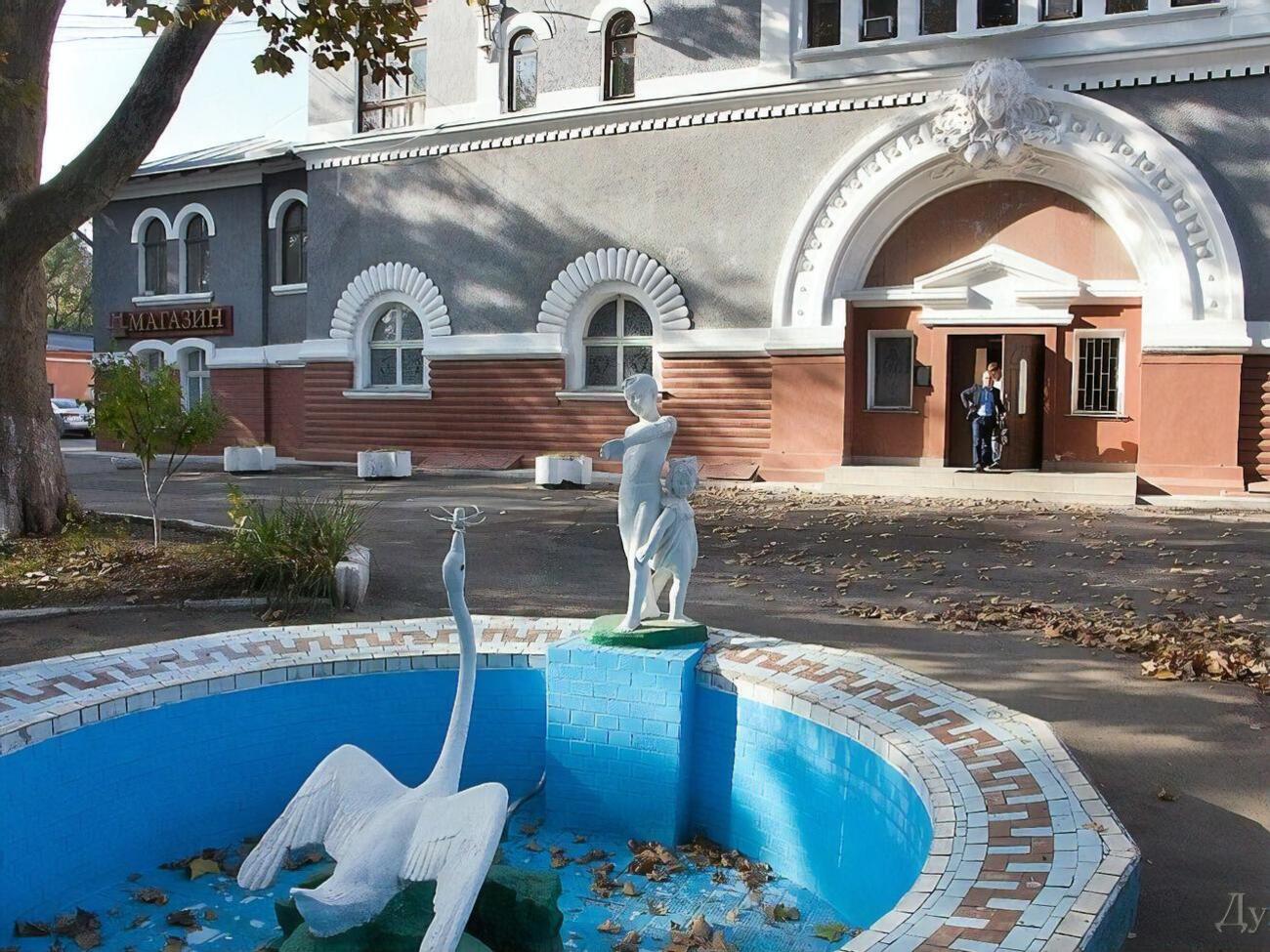 Объект приватизации содержит в себе много сюрпризов, информация о которых недостаточно известна общественности и потенциальным инвесторам, пишет "РБК-Украина"