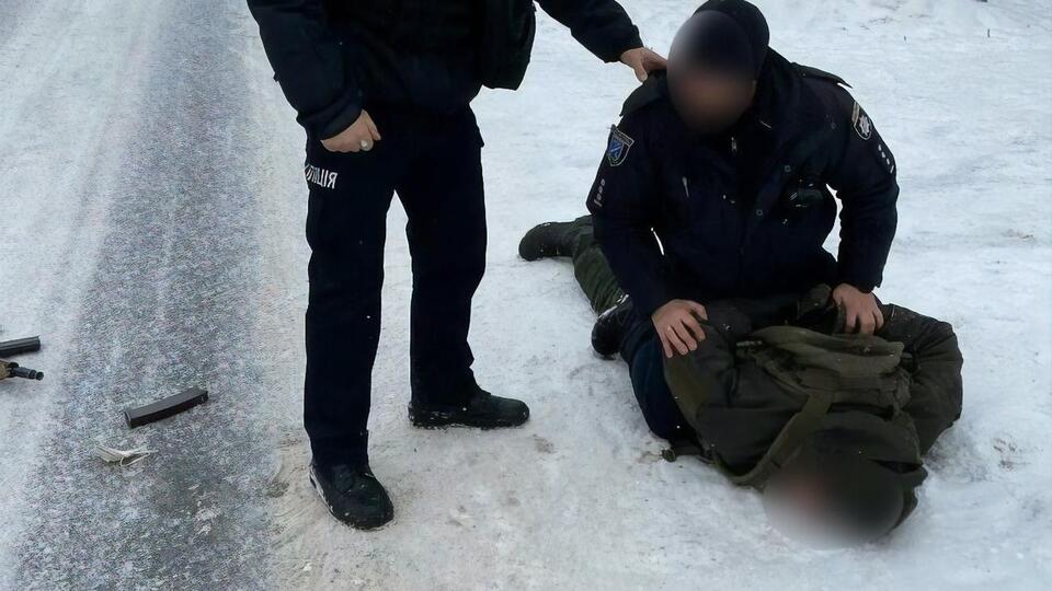 Рябчук під час видавання зброї розстріляв з автомата Калашникова варту військовослужбовців Нацгвардії, повідомили у МВС