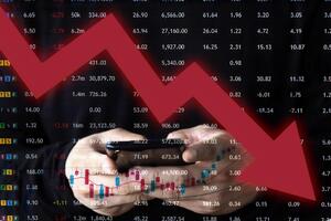 Полномасштабная война России против Украины снизит рост мирового ВВП с 4,1% до 0,9%