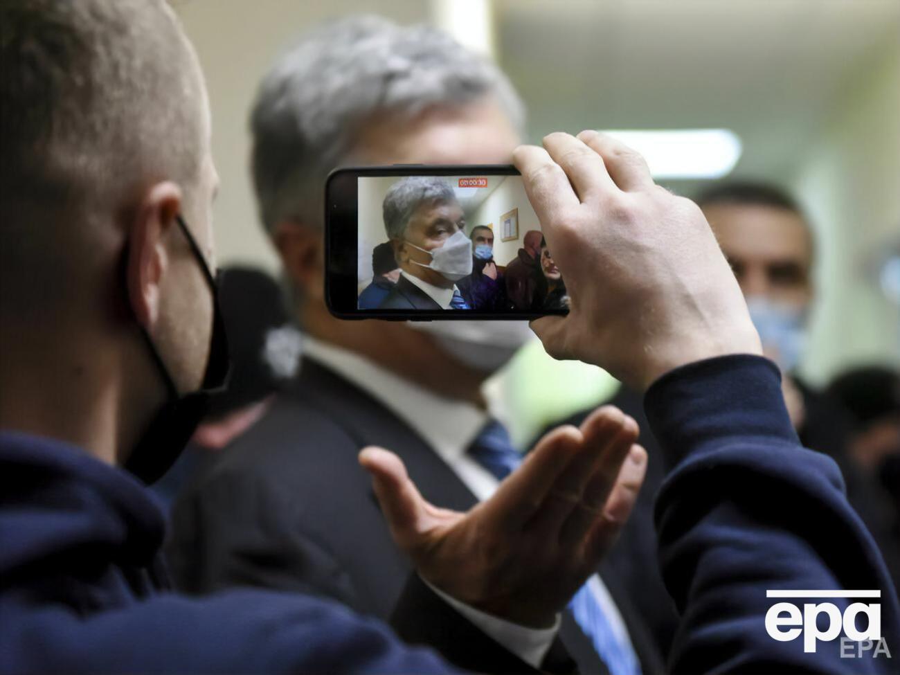 Порошенко фигурирует в деле о незаконной поставке в Украину угля из ОРДЛО