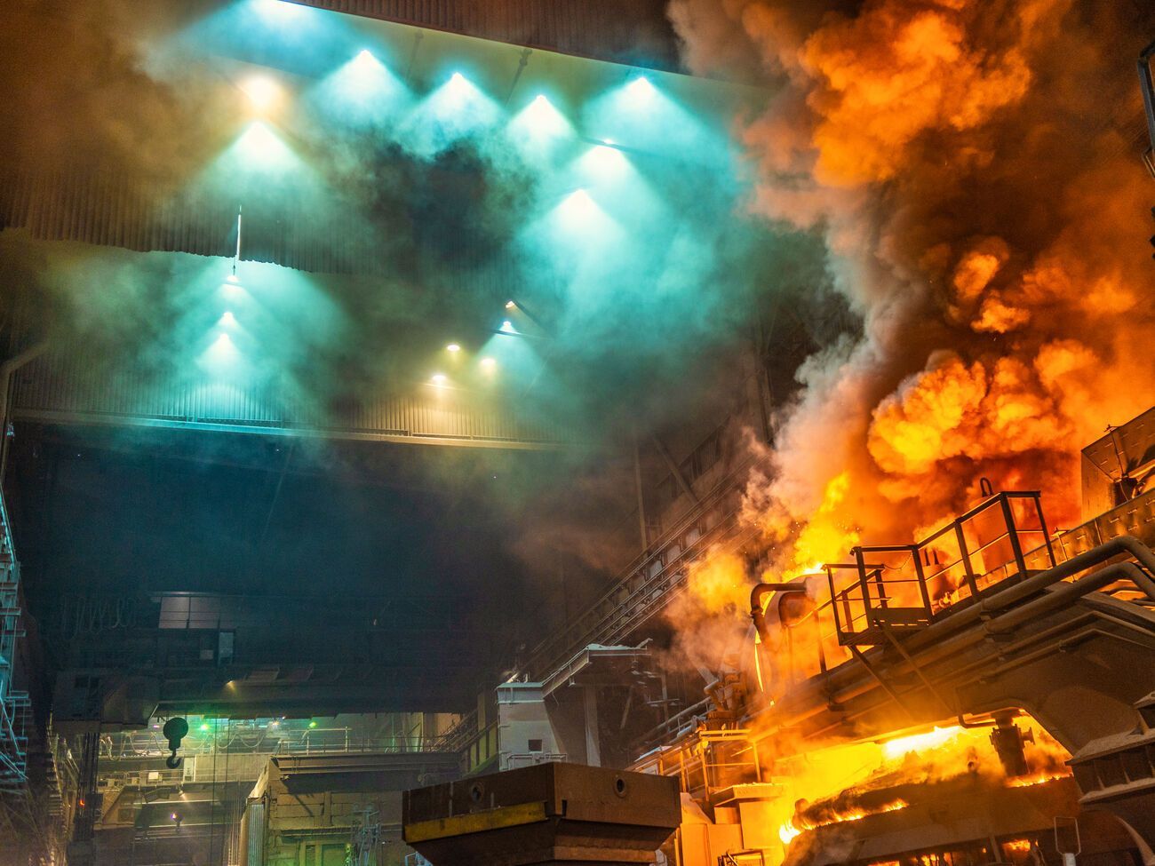 Без сировини&nbsp;&ndash; імпортного брухту&nbsp;&ndash; підприємства металургії не можуть працювати, зазначив депутат Запорізької обласної ради Станіслав Чередніченко