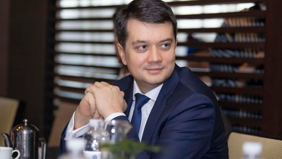 Разумков: Я точно залишуся в Україні, нікуди не поїду, буду захищати свою батьківщину