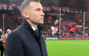 С таким выдающимся футболистом и человеком, как Шевченко (на фото), так не поступают, отметил Суркис