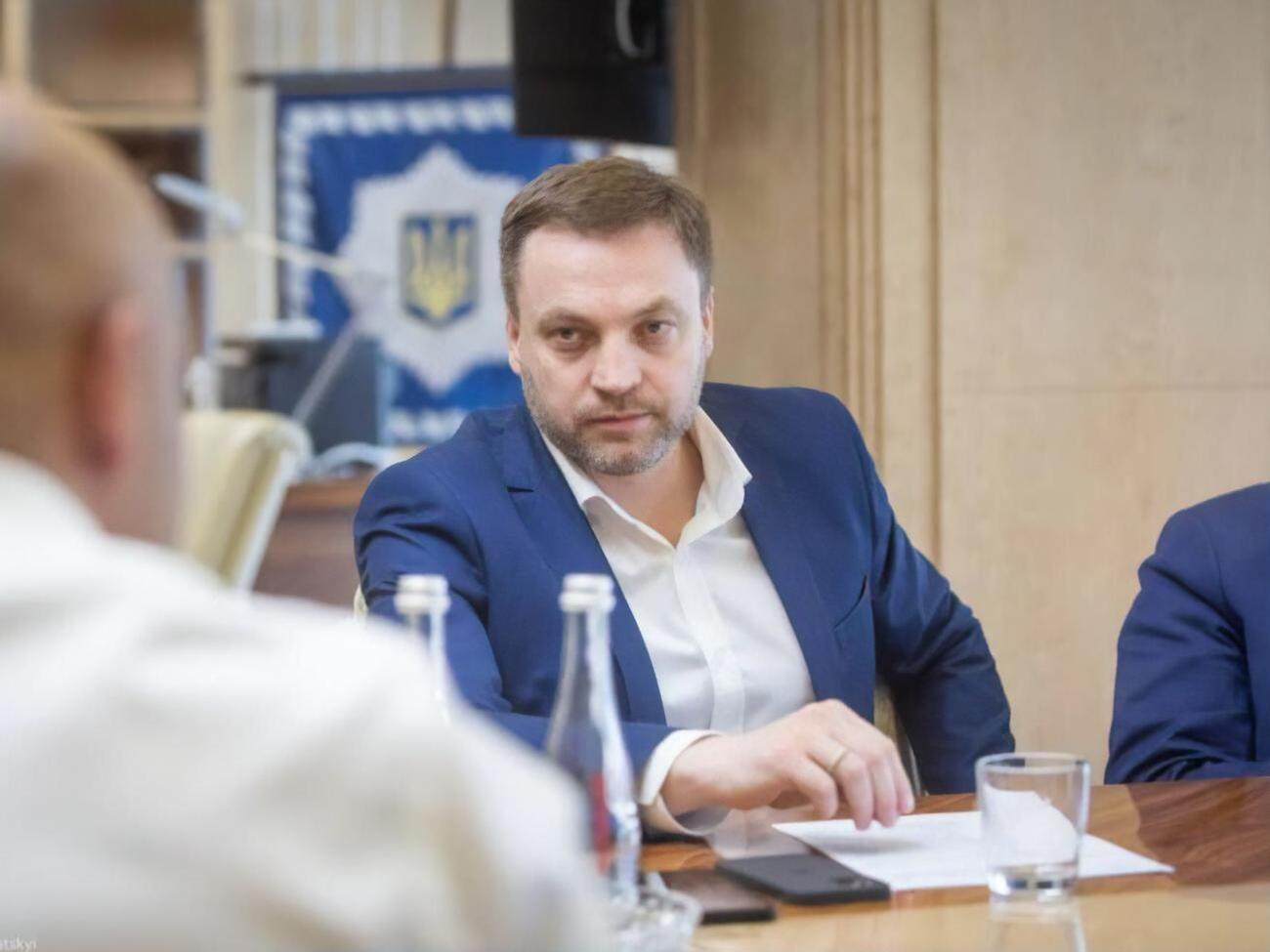 Монастырский сказал, что комиссия проверит "все обстоятельства, которые привели к этой трагедии"