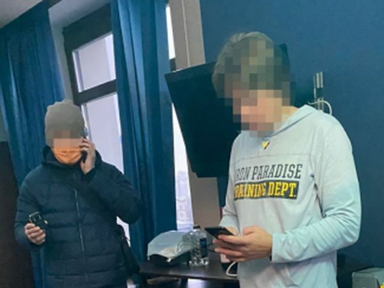 Следственные действия проходят по месту жительства народного депутата