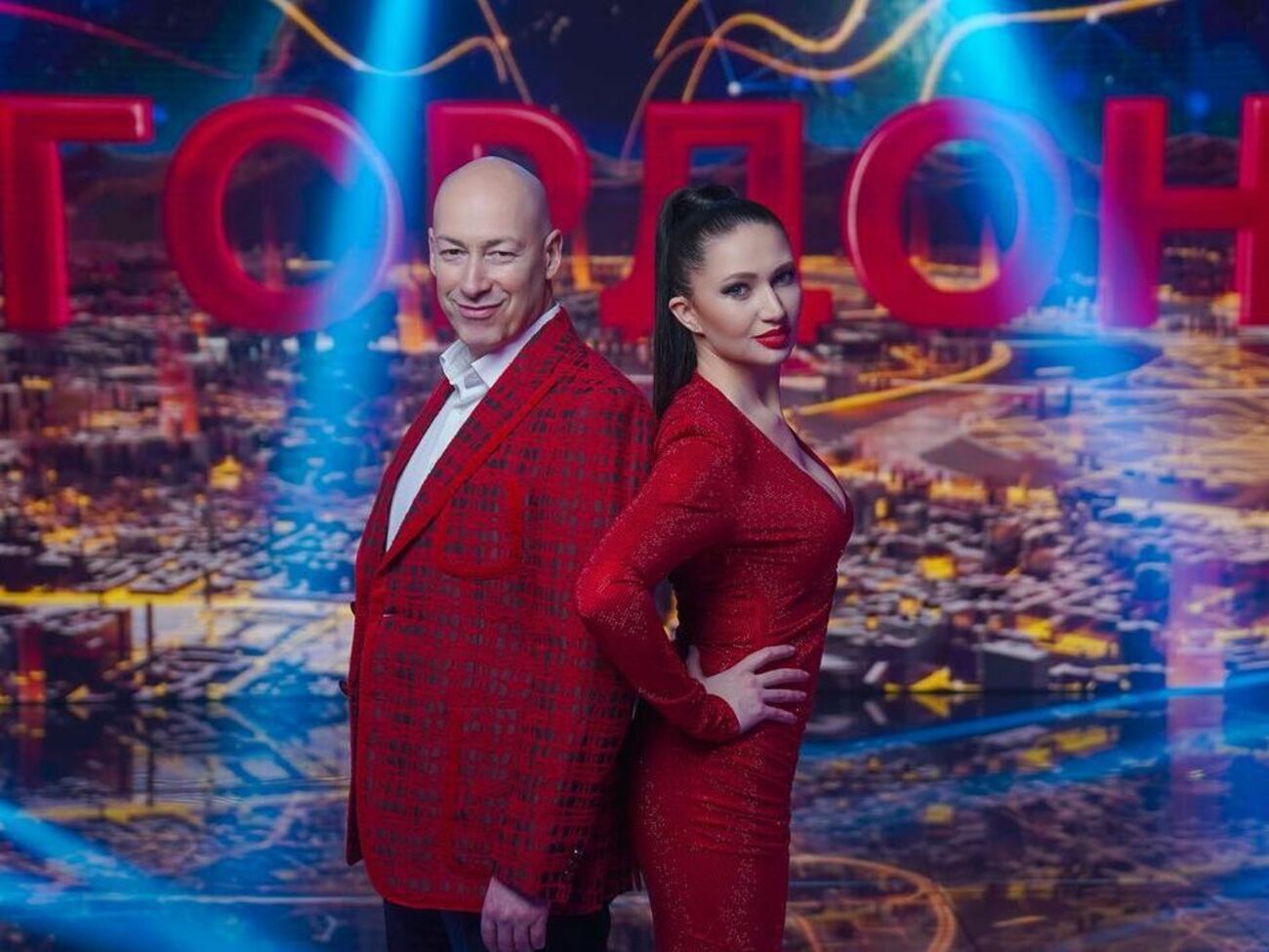 27 января состоялась премьера ток-шоу "ГОРДОН", ведущими которого являются Гордон и Бацман