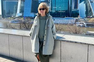 В государственных организациях увольняют даже одиноких мамаш, если обнаруживают, что она бросала копеечку в фонд Навального