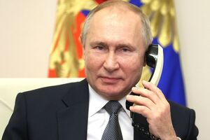 У бесіді з Макроном Путін (на фото) акцентував "на важливості неухильного виконання Києвом положень мінського Комплексу заходів", розповіли у Кремлі