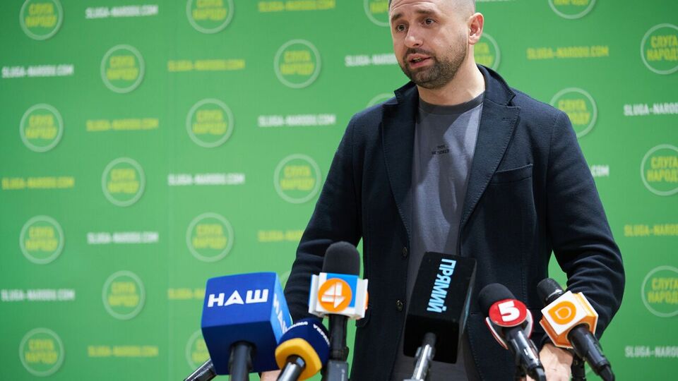 Политик обвинил власти США в недружественном отношении к Украине