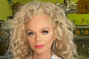 Доліна: Дивно все-таки, як мене бачать художники