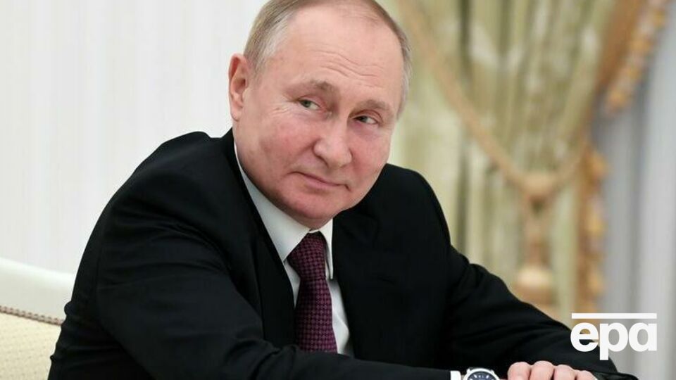 Ніхто не знає, що в голові 69-річного президента РФ Володимира Путіна і на що він може наважитися щодо України, заявив публіцист Віктор Шендерович