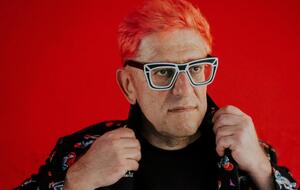 Корогодский: Мне комфортно с развязанными шнурками, с разными ботинками