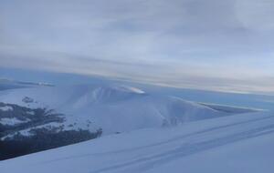 По прогнозам, схождение лавин продлится до 5 января