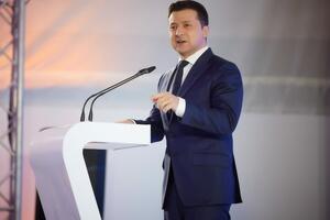 Зеленский (на фото) провел телефонный разговор с Байденом