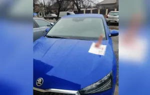 Жінка також залишила суперниці записку