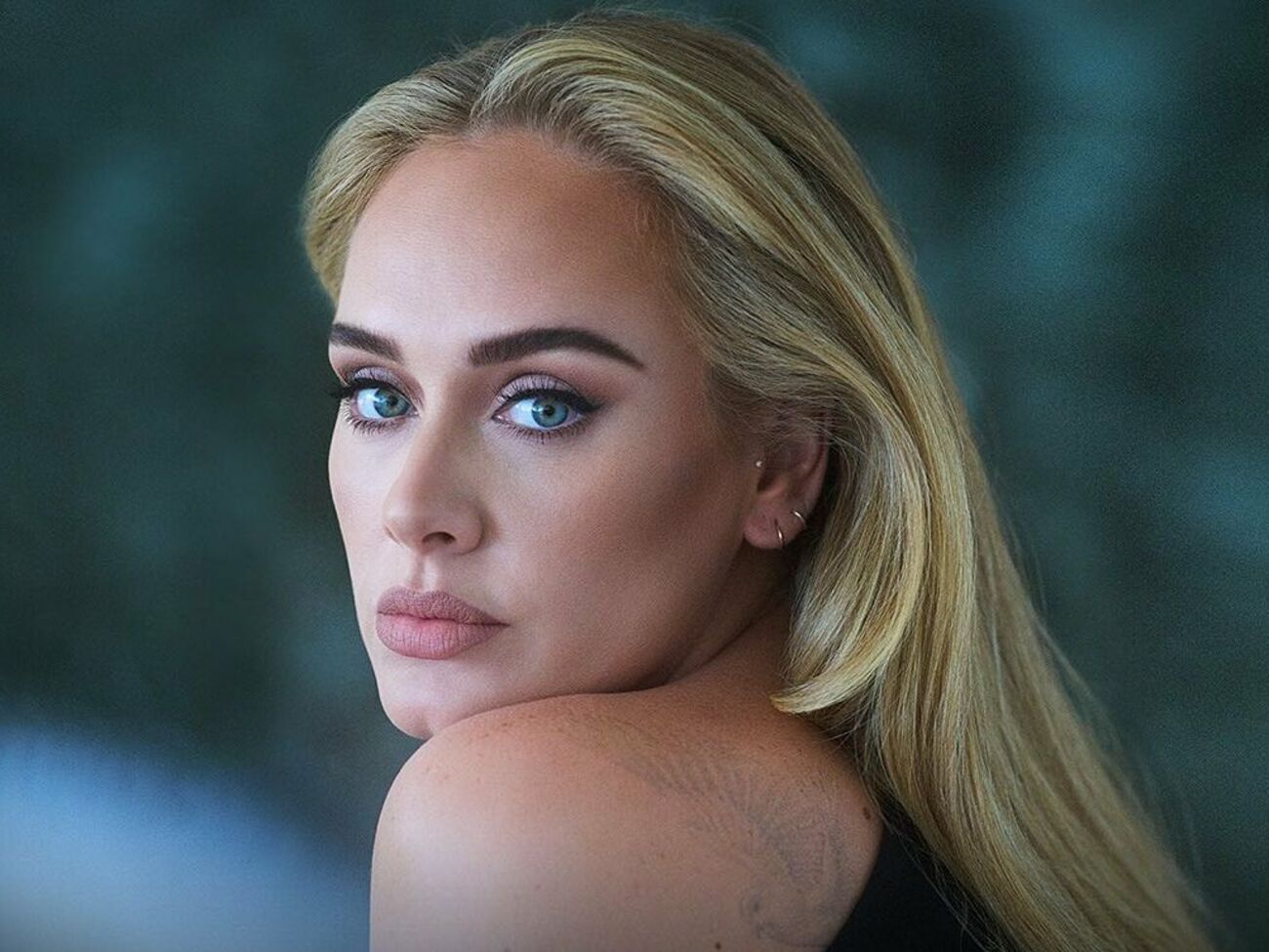 Адель отменила свои концерты за сутки до начала выступлений