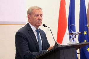 Бенке: Мы поможем, если венграм, проживающим в Закарпатье, будут предоставлены такие же права, какие мы предоставляем украинцам, проживающим в Венгрии
