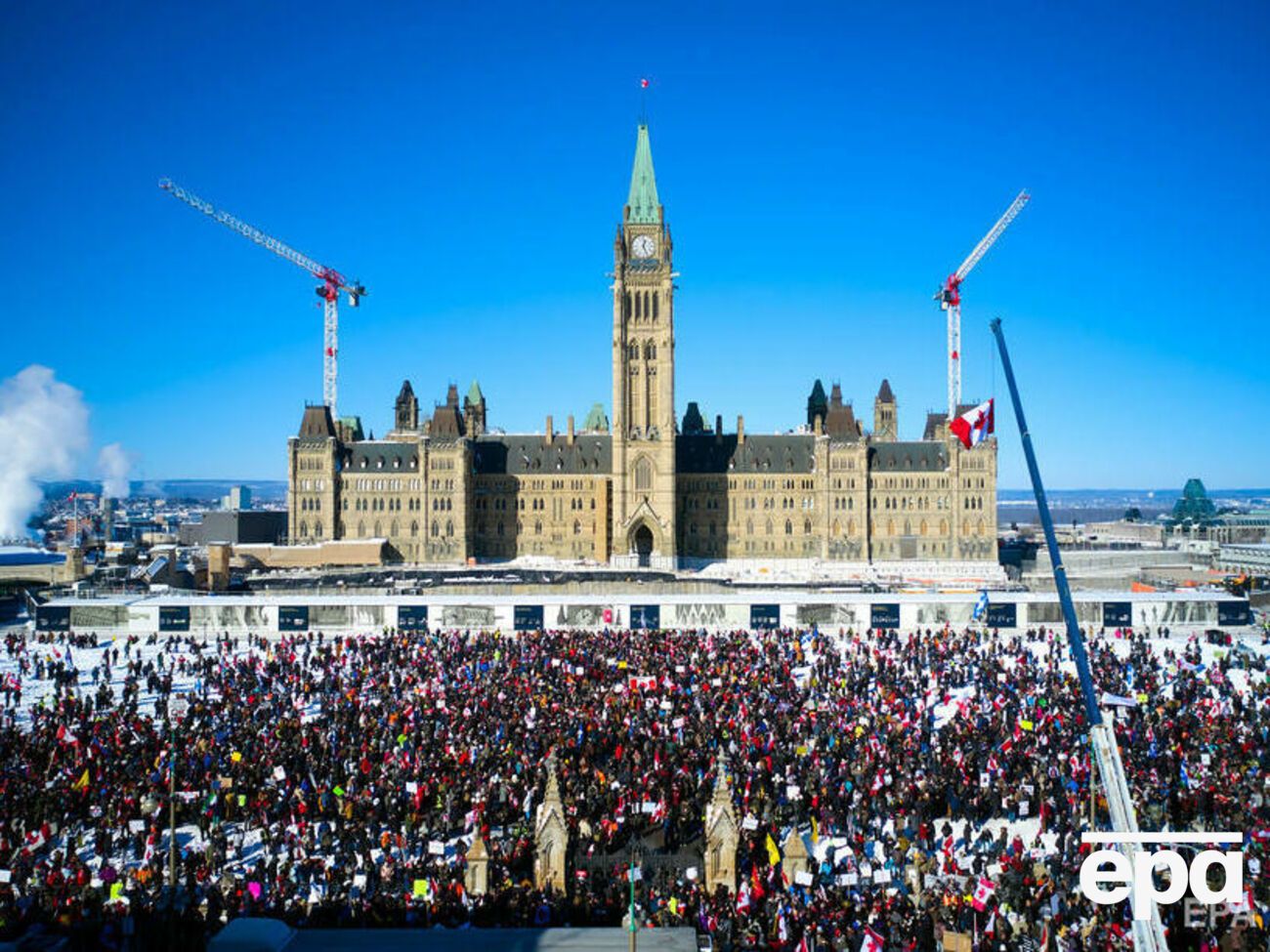 В акциях протеста принимают участие дальнобойщики из разных регионов страны