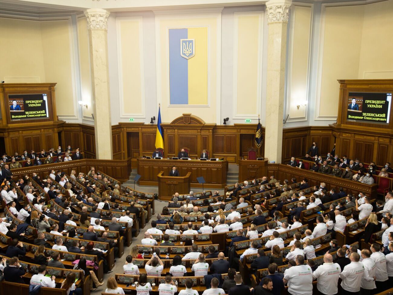 1 февраля состоится пленарное заседание парламента