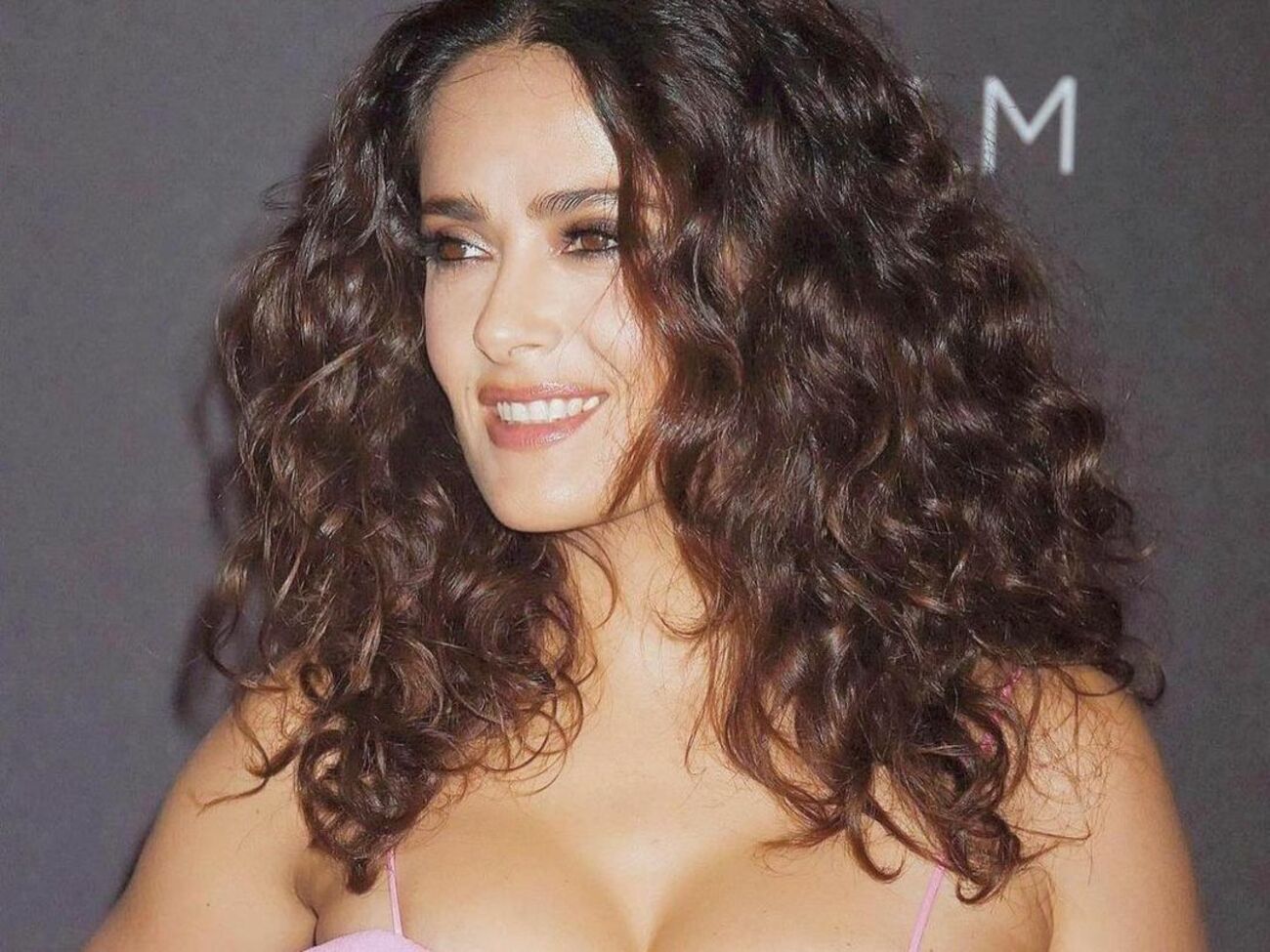 Гаєк показала недільне селфі