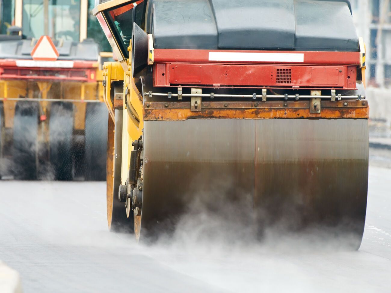 В 2021 году "Хмельницкое ДСУ-56"&nbsp;заработало благодаря тендерам 5,23 млрд грн, увеличив выручку в два раза,&nbsp;пишет "РБК-Украина"