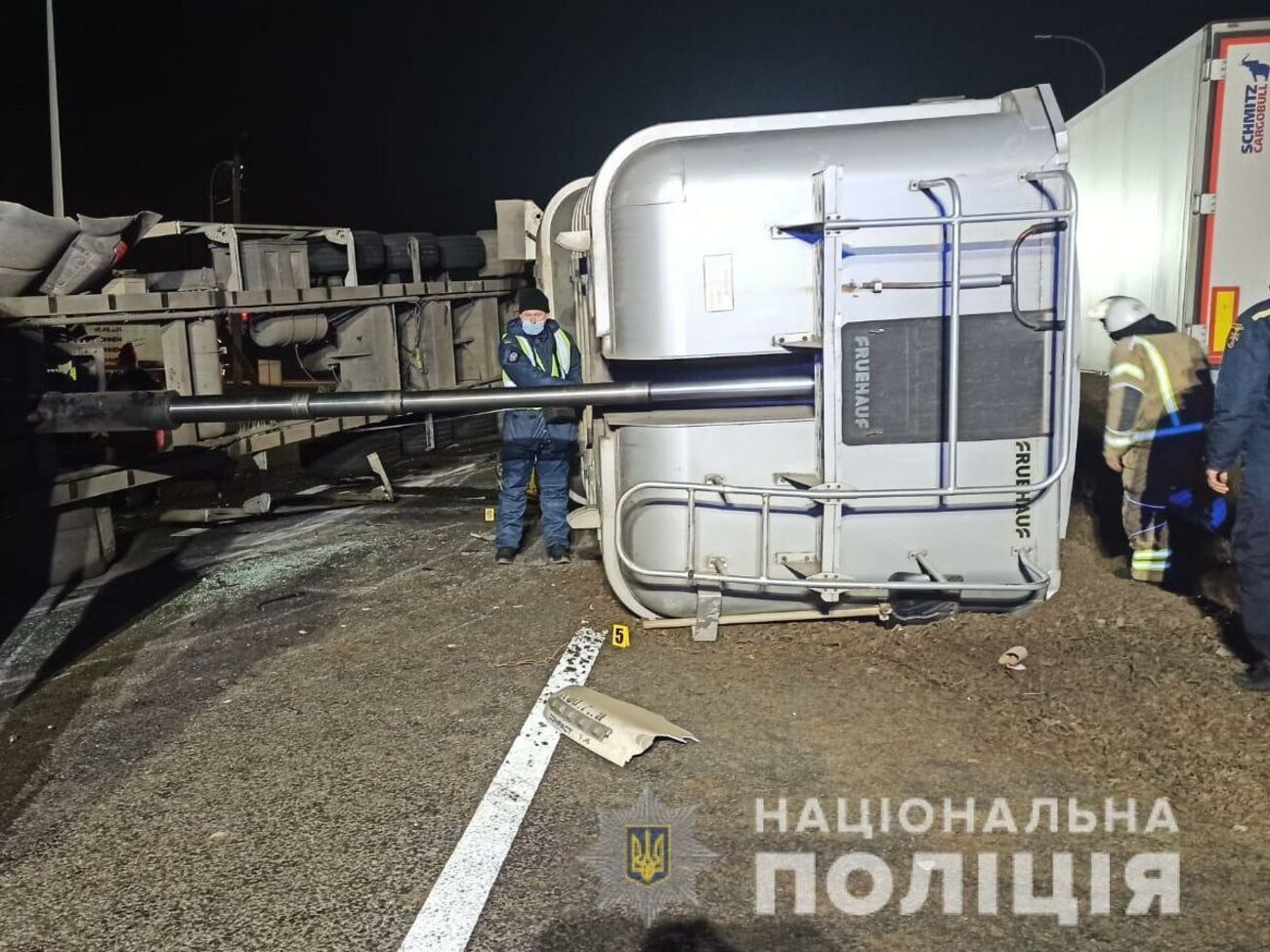 Водій вантажівки під час аварії був у стані наркотичного сп'яніння, зазначили правоохоронці