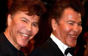 Григорий Богданов (справа) и Игорь Богданов (слева) отрицали факт вмешательства пластической хирургии в свою внешность