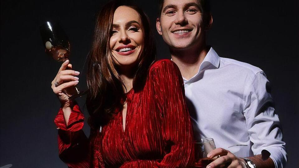 Христина та Володимир Остапчуки на Новий рік відпочивали в Карпатах