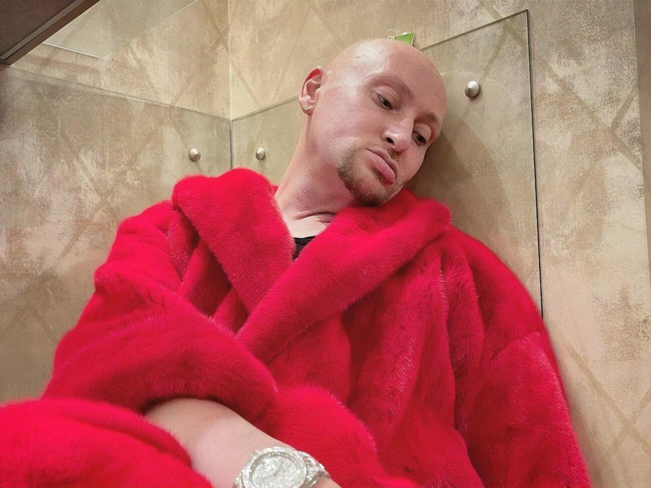 Шура перенес онкологическое заболевание и прошел 18 курсов химиотерапии