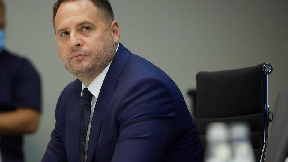 Єрмак проведе розмову 4 січня